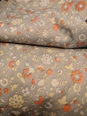 New Vintage 1 way Stretch Knit Polyester Floral Fabric by 1/2 Yard Gray Yellow